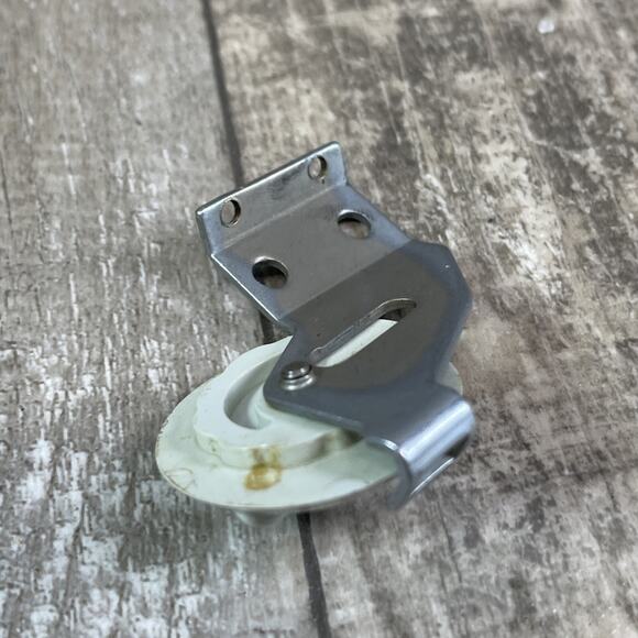 SINGER 600 Touch & Sew Sewing Machine Replacement Selector Dial Assembly 172538 - Picture 2 of 3